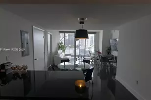 92 SW 3rd St, Miami, FL 33130 - Photo 3