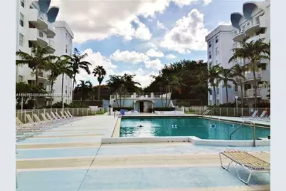488 NW 165th St Rd #B-411, Miami, FL 33169 - Photo 9