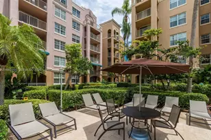 19999 E Country Club Dr, Aventura, FL 33180 - Photo 41