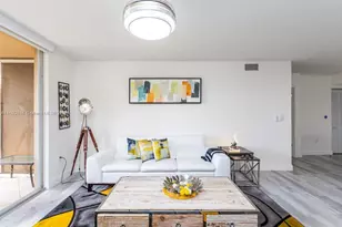 19999 E Country Club Dr, Aventura, FL 33180 - Photo 11