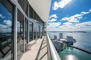 495 Brickell Ave, Miami, FL 33131 - Photo 17