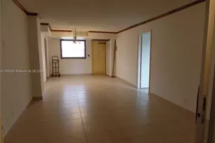 447 NE 195th St, Miami, FL 33179 - Photo 5