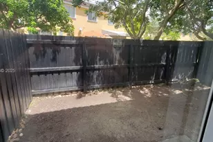 2717 SE 15th Pl, Homestead, FL 33035 - Photo 17