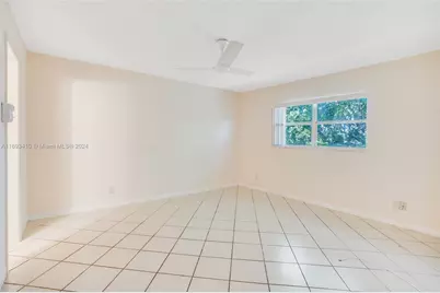 608 SW Natura Blvd #311, Deerfield Beach, FL 33441 - Photo 17