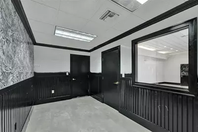 730 71st St, Miami Beach, FL 33141 - Photo 11