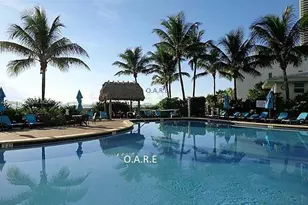 3901 S Ocean Dr, Hollywood, FL 33019 - Photo 33