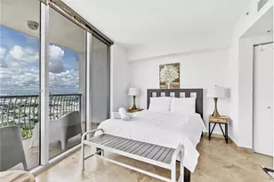 1750 N Bayshore Dr, Miami, FL 33132 - Photo 29