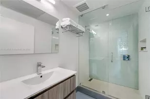 6080 Collins Ave, Miami Beach, FL 33140 - Photo 5