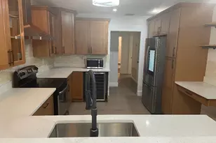 6205 Jacaranda Cir, Tamarac, FL 33319 - Photo 3