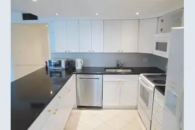 3800 S Ocean Dr #305, Hollywood, FL 33019 - Photo 3