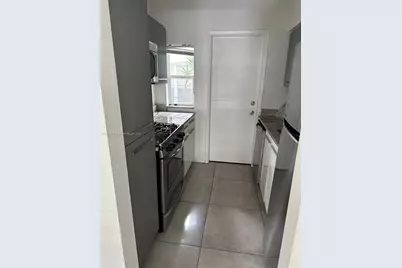 653 Michigan Ave #4, Miami Beach, FL 33139 - Photo 3