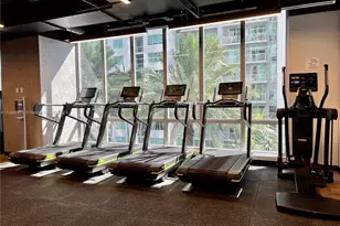 227 NE 2nd St, Miami, FL 33132 - Photo 29