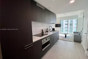 227 NE 2nd St, Miami, FL 33132 - Photo 3