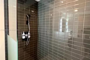 227 NE 2nd St, Miami, FL 33132 - Photo 13