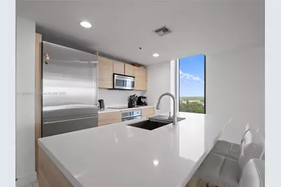 16385 Biscayne Blvd #1615, North Miami Beach, FL 33160 - Photo 15