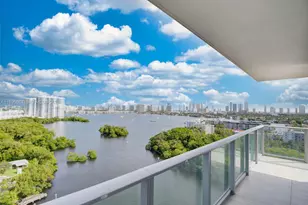 16385 Biscayne Blvd, North Miami Beach, FL 33160 - Photo 7