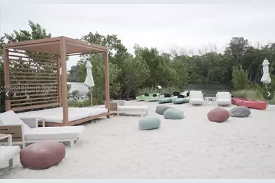 16385 Biscayne Blvd #1615, North Miami Beach, FL 33160 - Photo 49