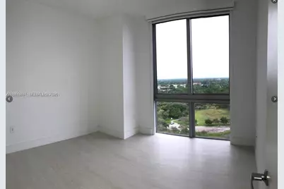 16385 Biscayne Blvd #1615, North Miami Beach, FL 33160 - Photo 17