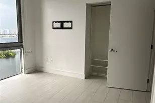 16385 Biscayne Blvd, North Miami Beach, FL 33160 - Photo 15