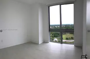 16385 Biscayne Blvd, North Miami Beach, FL 33160 - Photo 19