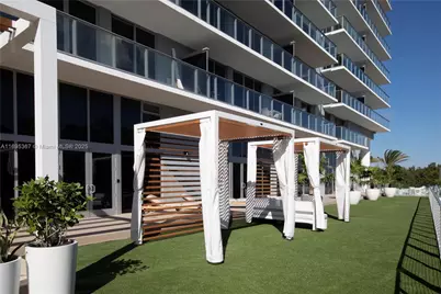 16385 Biscayne Blvd #1615, North Miami Beach, FL 33160 - Photo 61