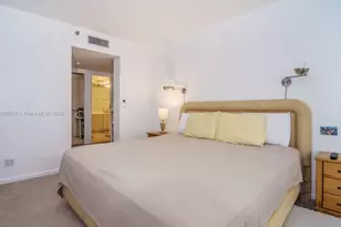 1000 Island Blvd, Aventura, FL 33160 - Photo 11