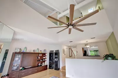 93 NE 17th Ct #93, Fort Lauderdale, FL 33305 - Photo 13