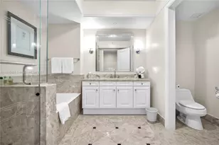 1435 Brickell Ave, Miami, FL 33131 - Photo 23