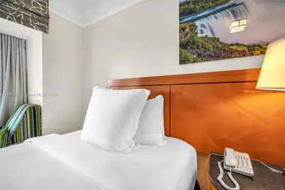 1435 Brickell Ave #3012, Miami, FL 33131 - Photo 17