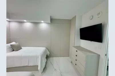 9801 Collins Ave #20E, Bal Harbour, FL 33154 - Photo 23