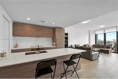 1300 S Miami Ave #3704, Miami, FL 33130 - Photo 9