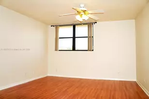 1900 Diana Dr, Hallandale Beach, FL 33009 - Photo 11