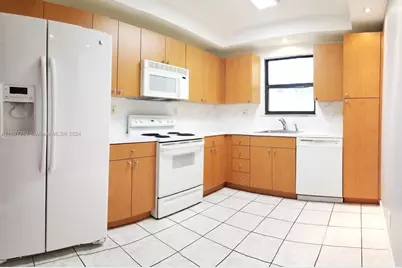 1900 Diana Dr #3E, Hallandale Beach, FL 33009 - Photo 5