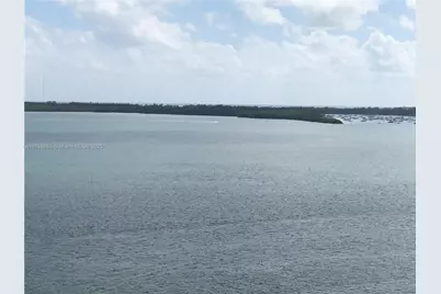 770 Claughton Island Dr #1504, Miami, FL 33131 - Photo 3