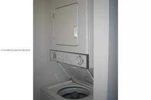 770 Claughton Island Dr, Miami, FL 33131 - Photo 15