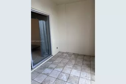 4400 Hillcrest Dr #114B, Hollywood, FL 33021 - Photo 9