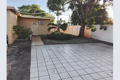 20620 NW 34th Ave, Miami Gardens, FL 33056 - Photo 23