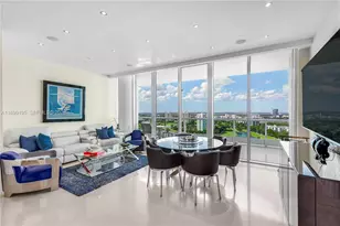 20155 NE 38th Ct, Aventura, FL 33180 - Photo 3