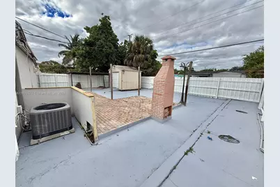 1859 NE 173rd St, North Miami Beach, FL 33162 - Photo 21