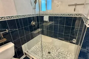 1859 NE 173rd St, North Miami Beach, FL 33162 - Photo 15