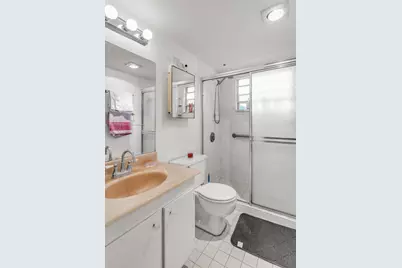 200 SW 132nd Way #211L, Pembroke Pines, FL 33027 - Photo 17