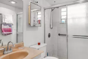 200 SW 132nd Way, Pembroke Pines, FL 33027 - Photo 17