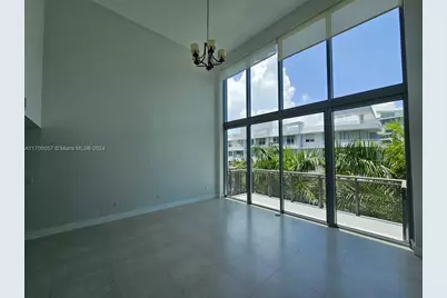 6000 Collins Ave #528, Miami Beach, FL 33140 - Photo 17