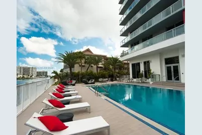 2602 E Hallandale Beach Blvd #R508, Hallandale Beach, FL 33009 - Photo 11