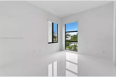 2040 NE 121st Rd, North Miami, FL 33181 - Photo 37