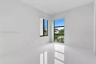 2040 NE 121st Rd, North Miami, FL 33181 - Photo 37