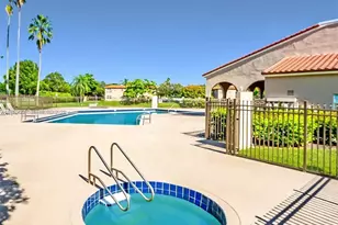 333 SW 86th Ave, Pembroke Pines, FL 33025 - Photo 11