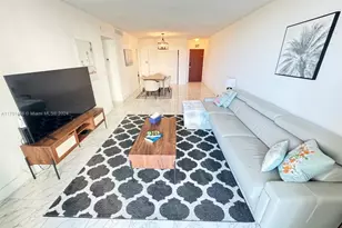 3901 S Ocean Dr, Hollywood, FL 33019 - Photo 1