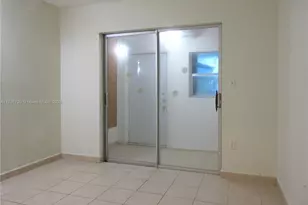 20275 NE 2nd Ave, Miami, FL 33179 - Photo 31