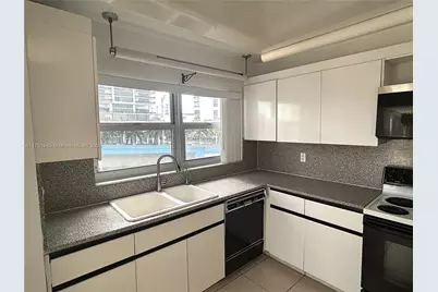 1825 S Ocean Dr #401, Hallandale Beach, FL 33009 - Photo 3